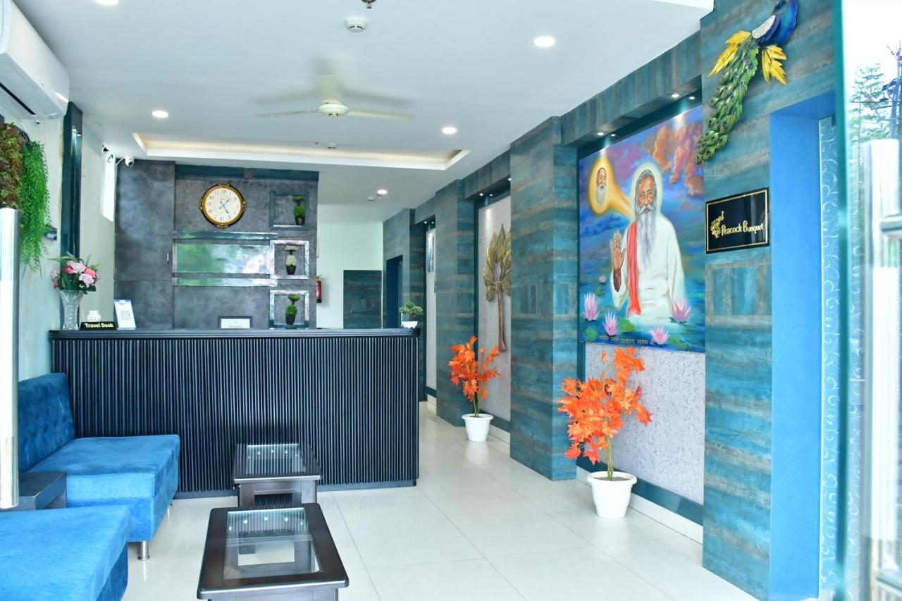 Hotel Yatharth Inn Varanasi Esterno foto